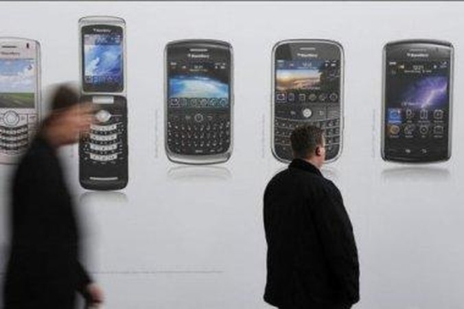 "Blackberry" pralenkė "iPhone"