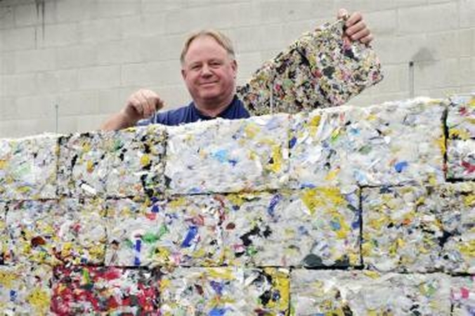 Plytos – iš panaudoto plastiko
