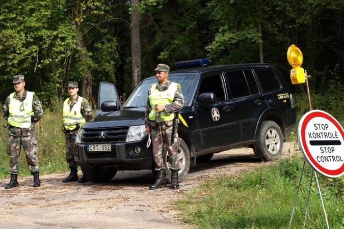 Dramblio kaulo kranto pilietis į Lietuvą važiavo su suklastota viza