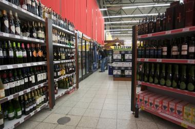 Prezidentė vetuos įstatymą, numatantį ilginti prekybos alkoholiu laiką