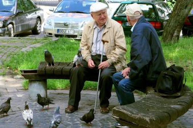 Nebebus skiriamos naujos valstybinės pensijos už nuopelnus