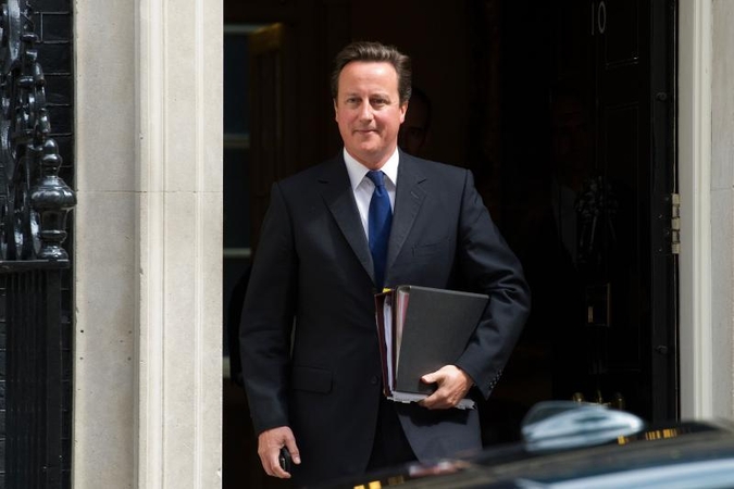 Cameronas neprieštarauja, kad jo buvęs padėjėjas būtų teisiamas dėl melo