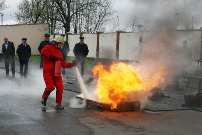 Šv. Florijono dieną Klaipėdos ugniagesiai šventė kukliai