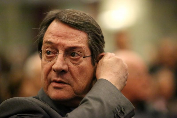 N.Anastasiadis: Kipras neketina atsisakyti euro