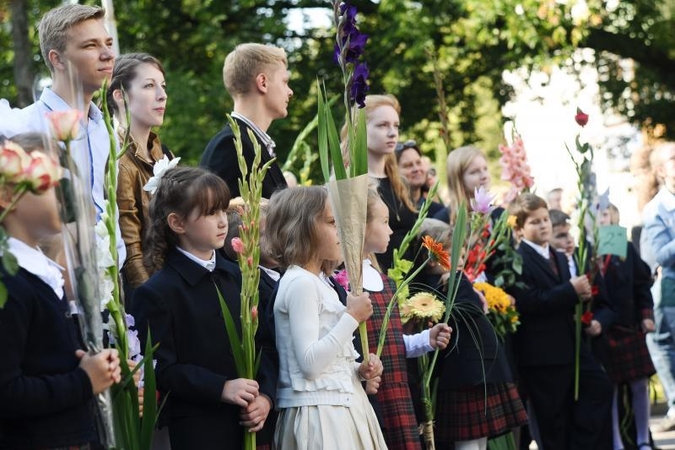 Naujieji mokslo metai jaudulį kelia pirmokams ir jų tėvams