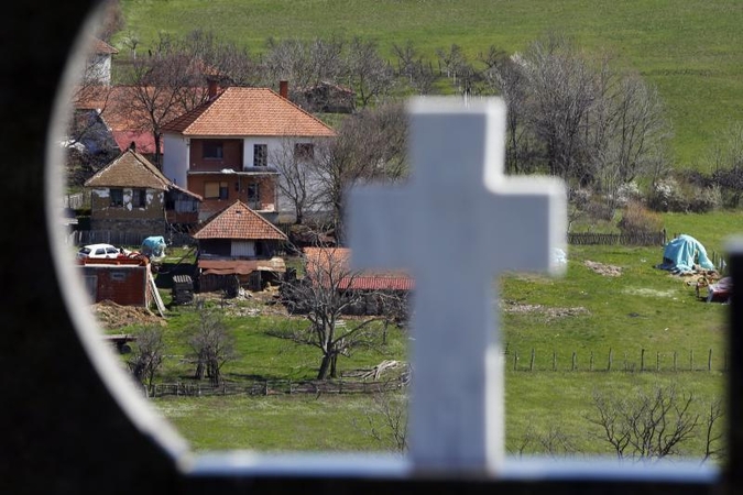 Serbijoj siautėjusio ginkluoto užpuoliko žmona pateikė žudynių detalių