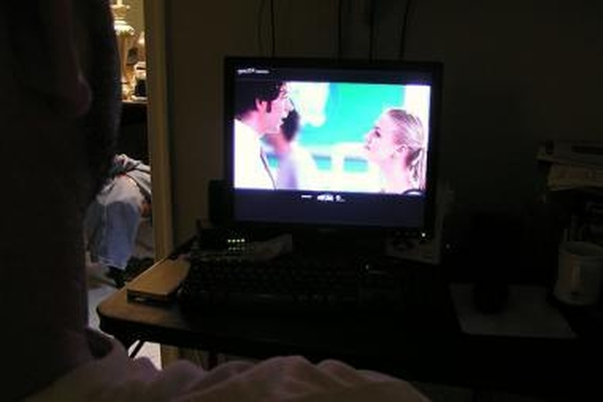 Vagys nesugebėjo išvežti pavogto televizoriaus