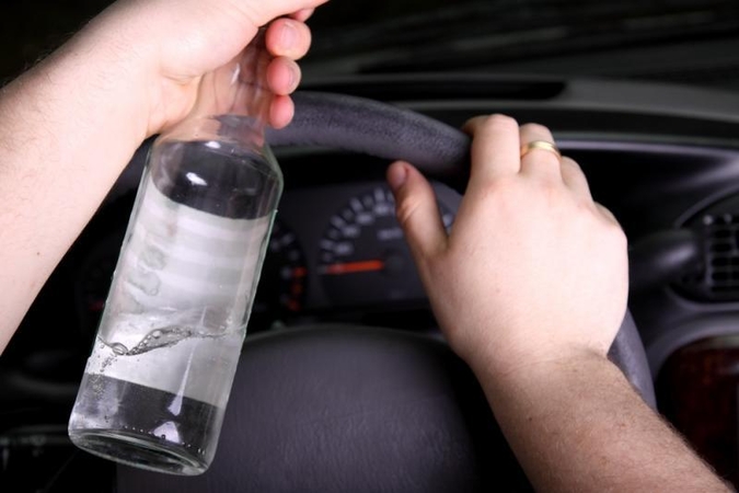 Rusijoje ir toliau griežtinamos baudos už KET pažeidimus