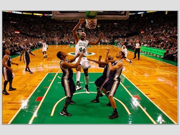 NBA Top 10: vienaakio „Pistons“ aūkštaūgio Grego Monroe metimai