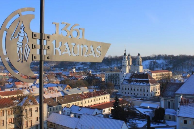 Kauno pilis pasipuošė vėtrunge iš plieno ir žalvario