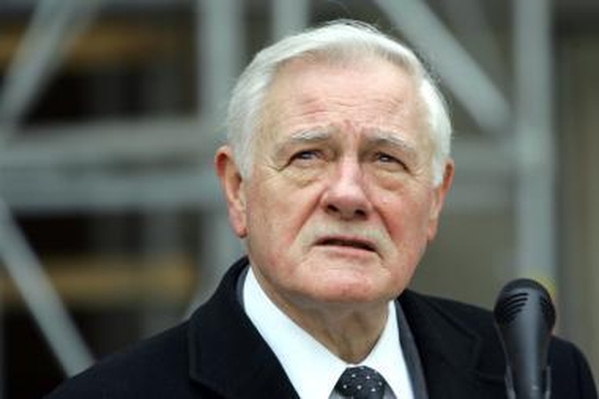 V.Adamkus pretenduoja į Šiaulių miesto garbės piliečius