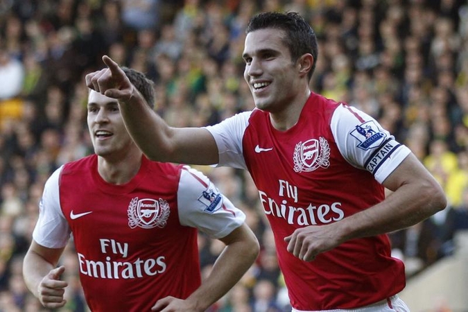 A.Wengero svajonė - R.Van Persie'io ateitis „Arsenale“