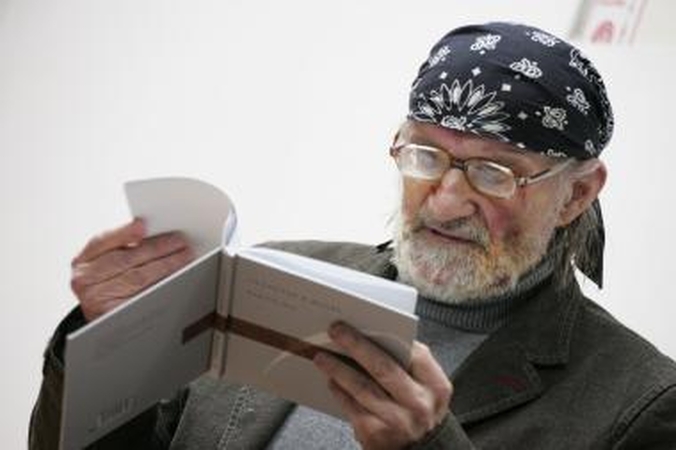 Poezijos reformatorius V.P.Bložė švenčia 80 metų jubiliejų
