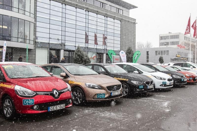Perkame naują automobilį? Pirmiausia išmokite „auto“ žargoną!