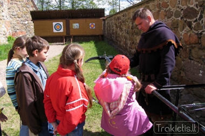 Trakų istorijos muziejus kviečia susipažinti su viduramžių karyba