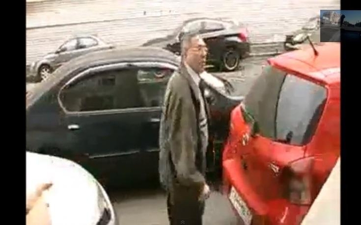 Dar vienas Rusijos „erelis“ nusprendė viską išspręsti kumščiais