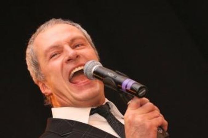Klaipėdoje dainuos Paryžiaus meilės istorijas
