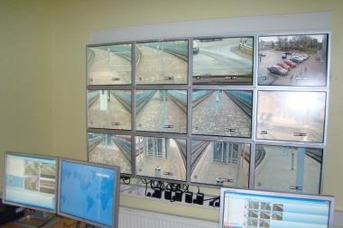 Policija akyliau stebės tranzitinius traukinius