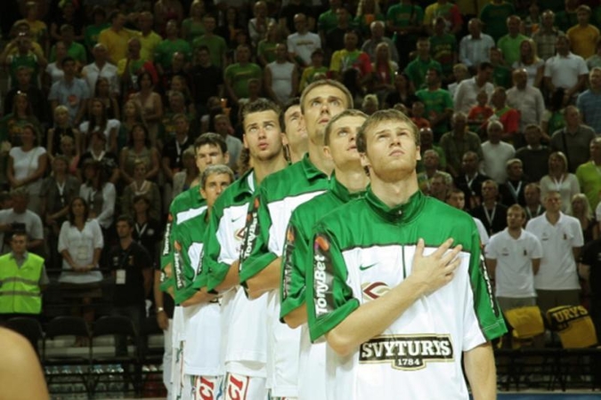 Krepšininkai atviri: himnas mus užveda  