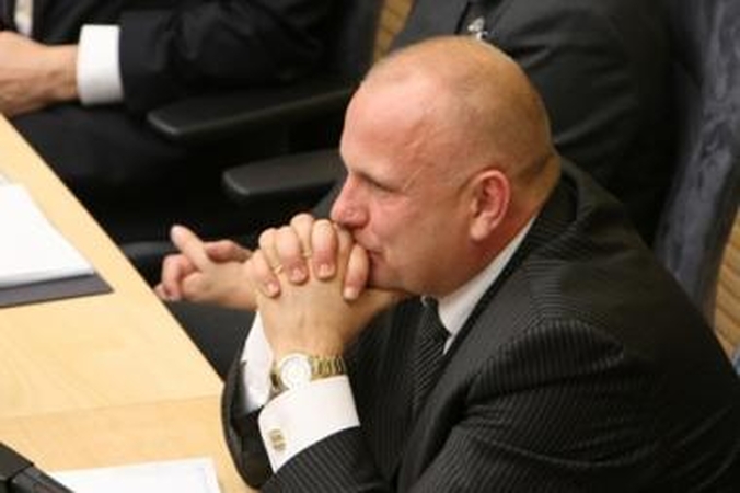 "Tvarkiečiui" R.Ačui pavyko laimėti Raseinių mero rinkimus