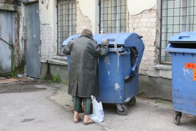 Ugnis kėsinosi į šiukšles ir muziką
