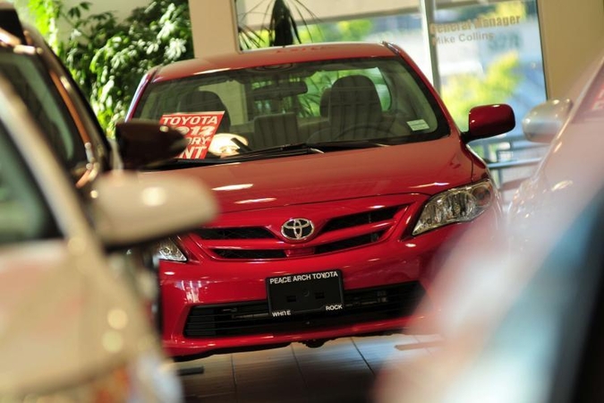 „Toyota“ dėl gedimo atšaukia 7,43 mln. automobilių