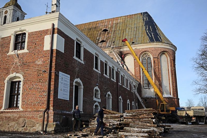 Tytuvėnų bažnyčią atstatys už 2 mln. litų, vienuolyną – 3 mln. litų