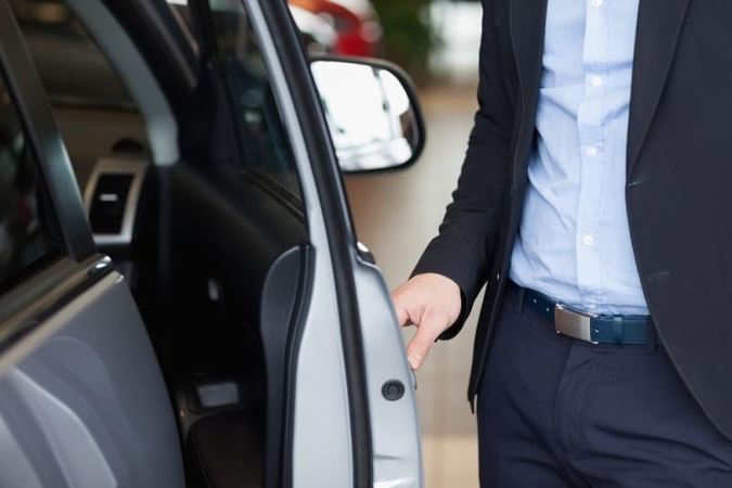 Kaip patikrinti automobilį, kad nenusipirktumėte bėdos?
