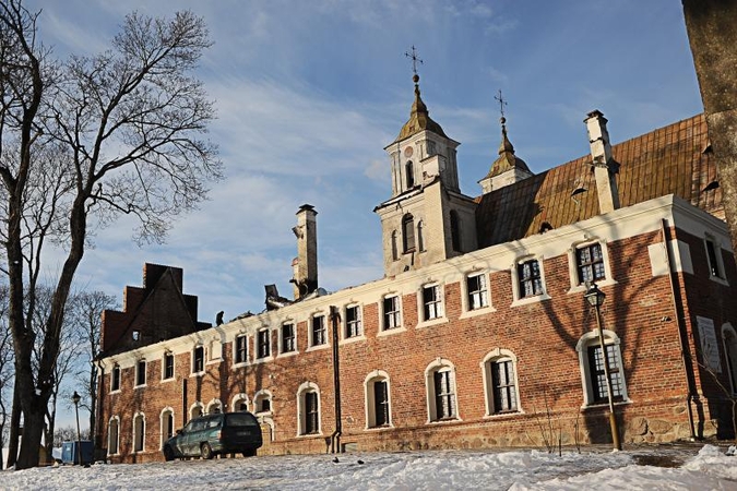 Tytuvėnų ansambliui paaukota per 65 tūkst. litų