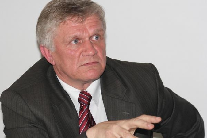 Teisėjas: mirus D.Kedžiui, mergaitei liko tik motina
