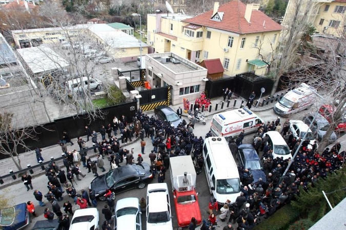 Turkijos sostinėje įvykdytas išpuolis prie JAV ambasados