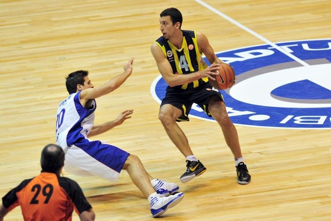 „Fenerbahce Ulker“ dalį „Top 16“ etapo žais be R.Ukičiaus