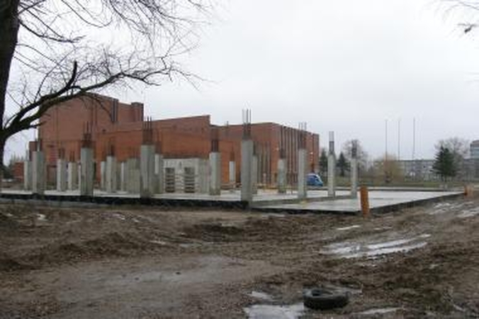 “Dangorykštės” statybas sustabdė krizė