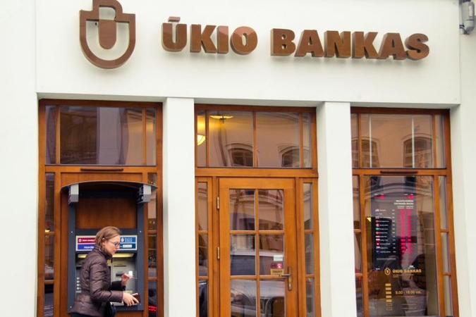Ūkio banko klientai raginami nepanikuoti (išsamesnė informacija)