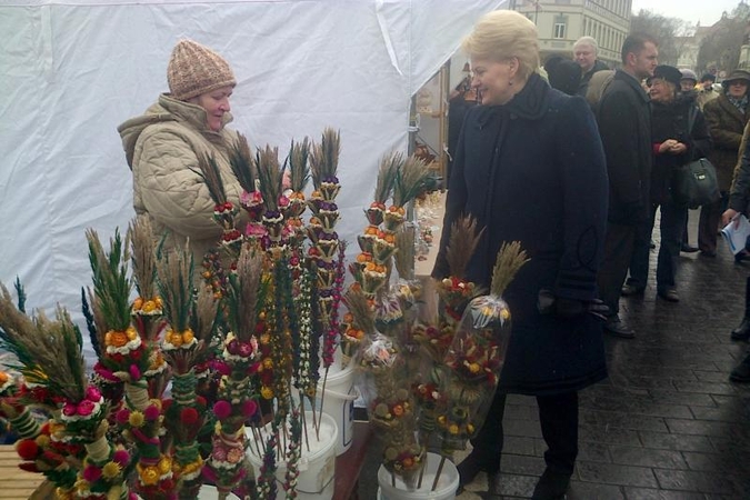 Prezidentė    aplankė   Kaziuko     mugę