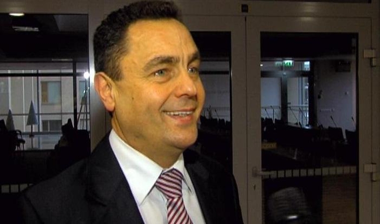 P. Gražulis: atlyginimai sumažėję ir priemokos anksčiau buvo didesnės