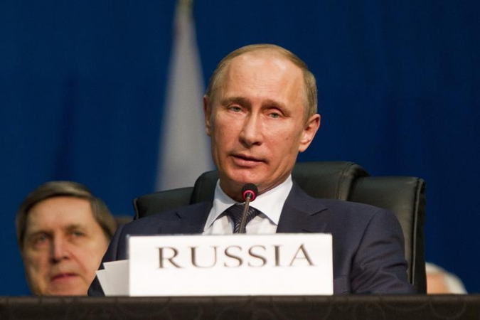 V. Putinas pasirašė įstatymą, leidžiantį jam rinktis gubernatorius