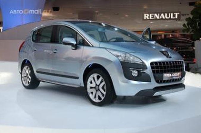 "Peugeot 3008" prieš „Nissan Qashqai"