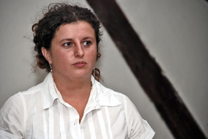 Scenografė M.Vosyliūtė Klaipėdoje atidarys tapybos ir piešinių parodą