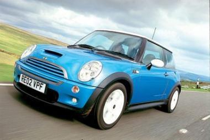 BMW jungia stabdžius MINI gamybai