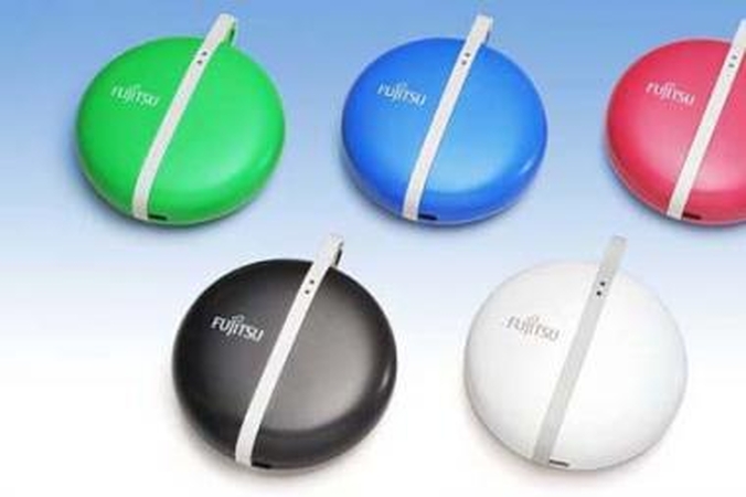„Fujitsu“ pristatė USB atmintines, kurios pačios sunaikina duomenis