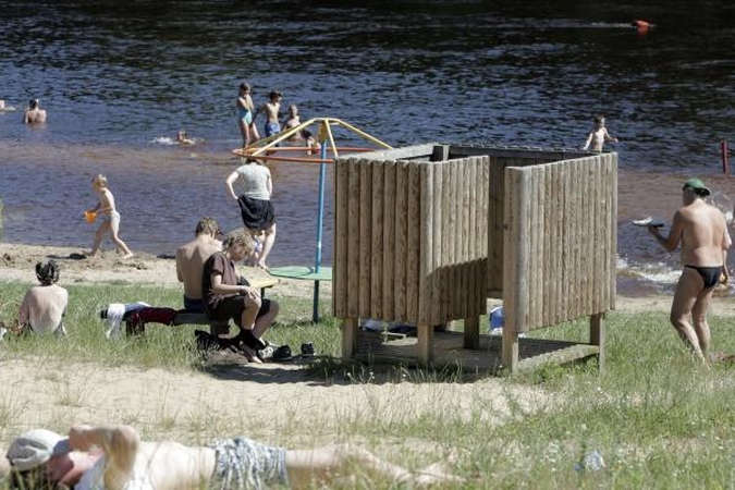 Valakampiuose jau galima maudytis