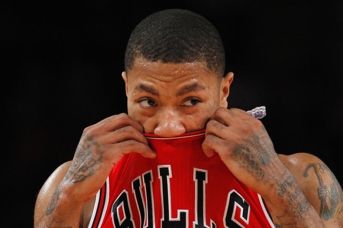 Spekuliacijos dėl D. Rose'o nesiliauja: krepšininkas pasiryžęs grįžti?