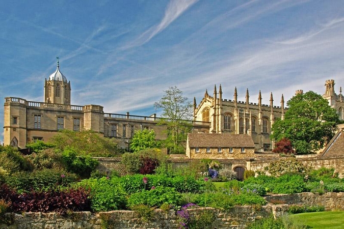Britanijoje iškilūs mokslininkai steigia privatų universitetą