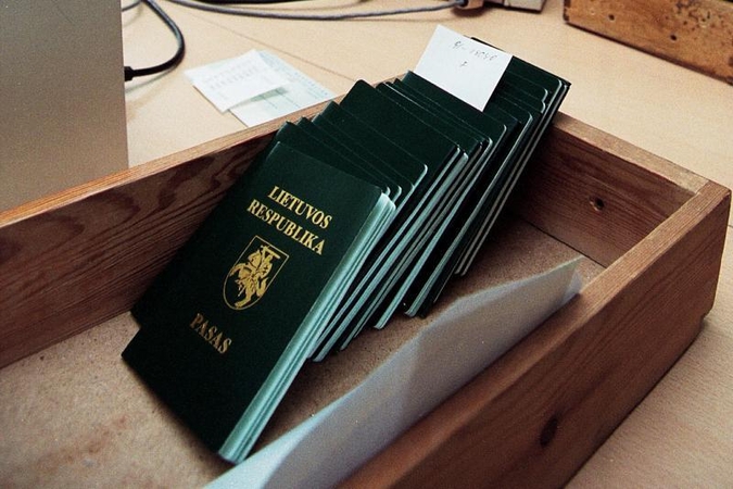 Užsienio lietuviai raginami pranešti apie gautus pasus