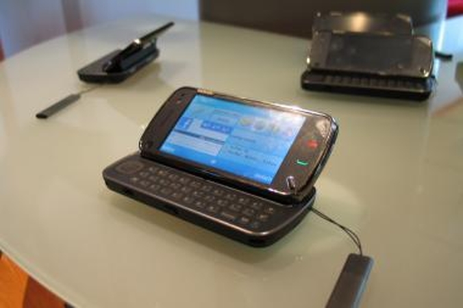 "Nokia N97" - kaip šveicariškas peiliukas 