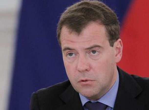 D.Medvedevas: dabartinių problemų negalima spręsti sovietiniu būdu