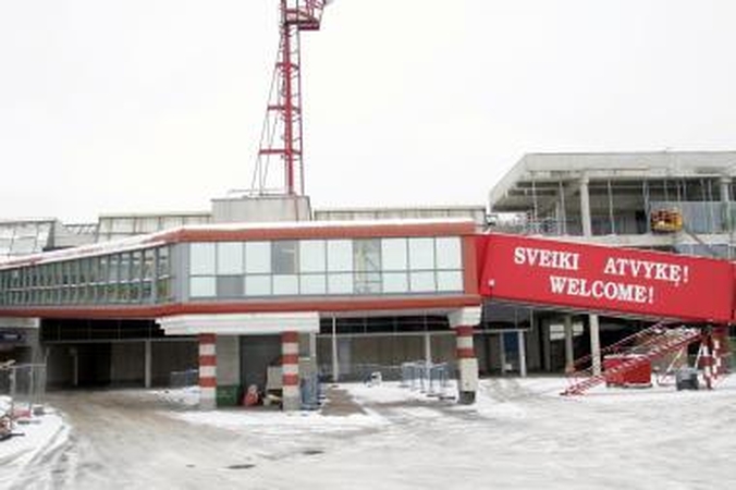 Prastas oras trikdo skrydžius Vilniaus oro uoste