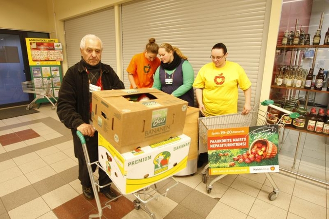 Klaipėdiečiai suaukojo per 20 tūkst. maisto produktų skurstantiems