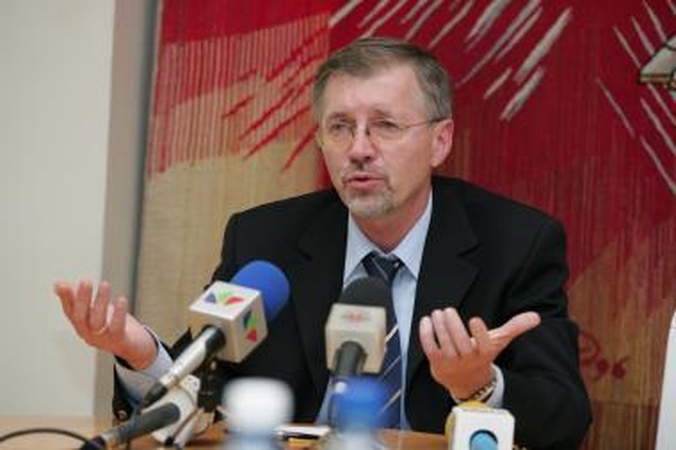 Opozicijos lyderio postas atimamas iš socialdemokratų